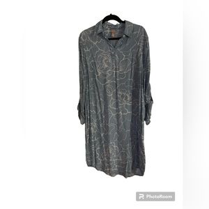 Chico’s lightweight knee length floral print dress.EUC